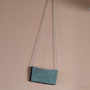 Elegant Silver Rhinestone Evening Clutch